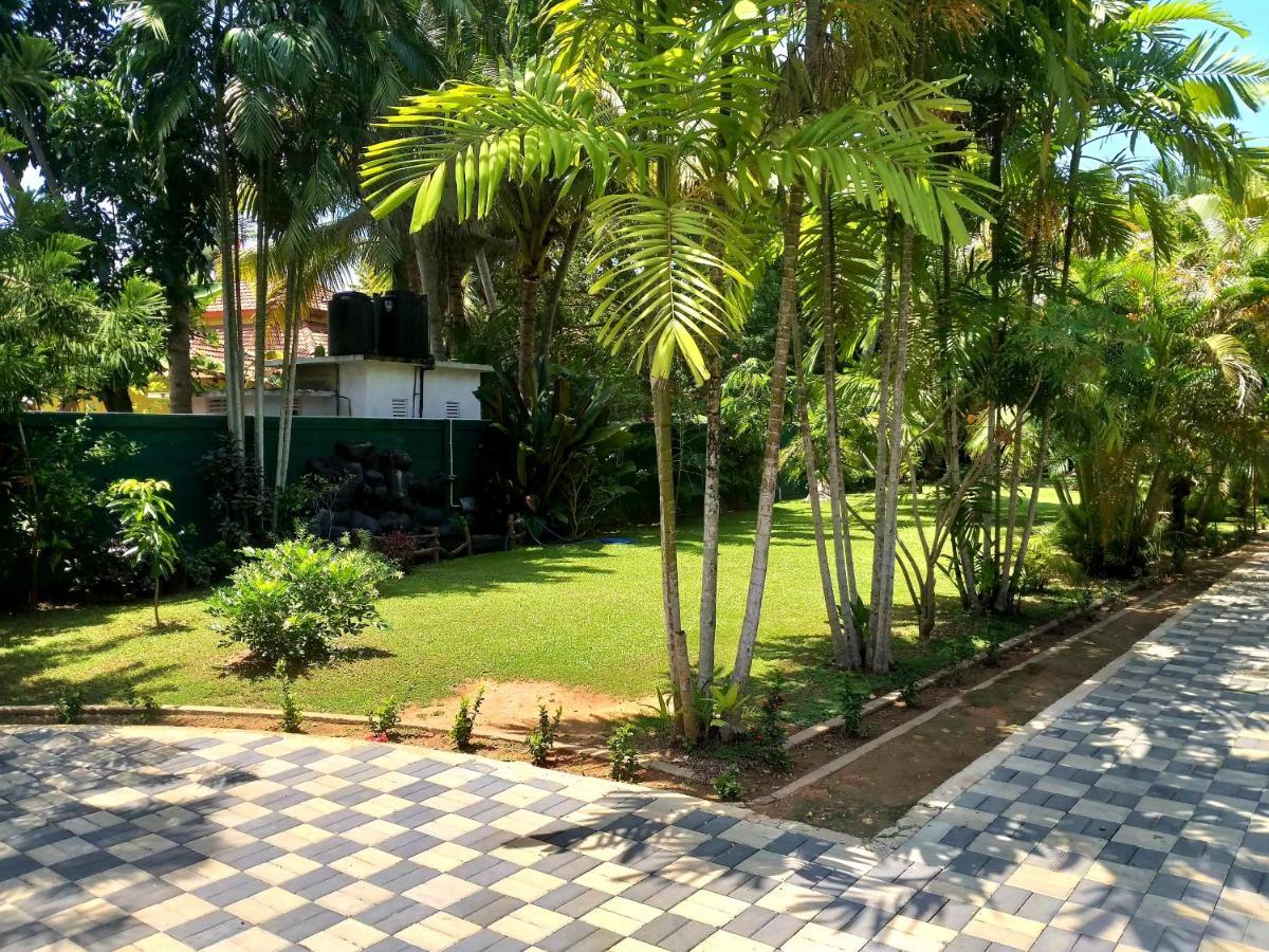 Hotel Tk Green Garden Matara Exterior foto