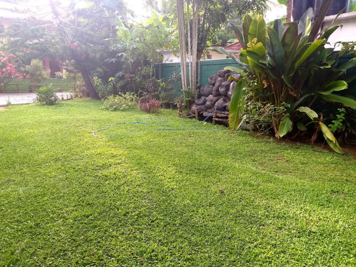 Hotel Tk Green Garden Matara Exterior foto