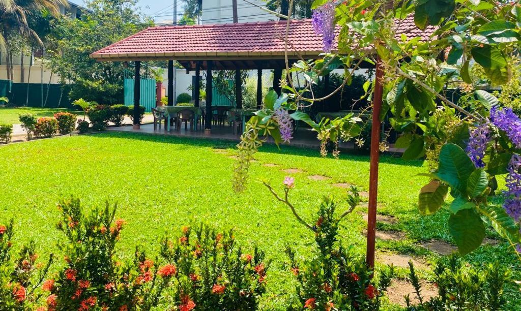 Hotel Tk Green Garden Matara Exterior foto
