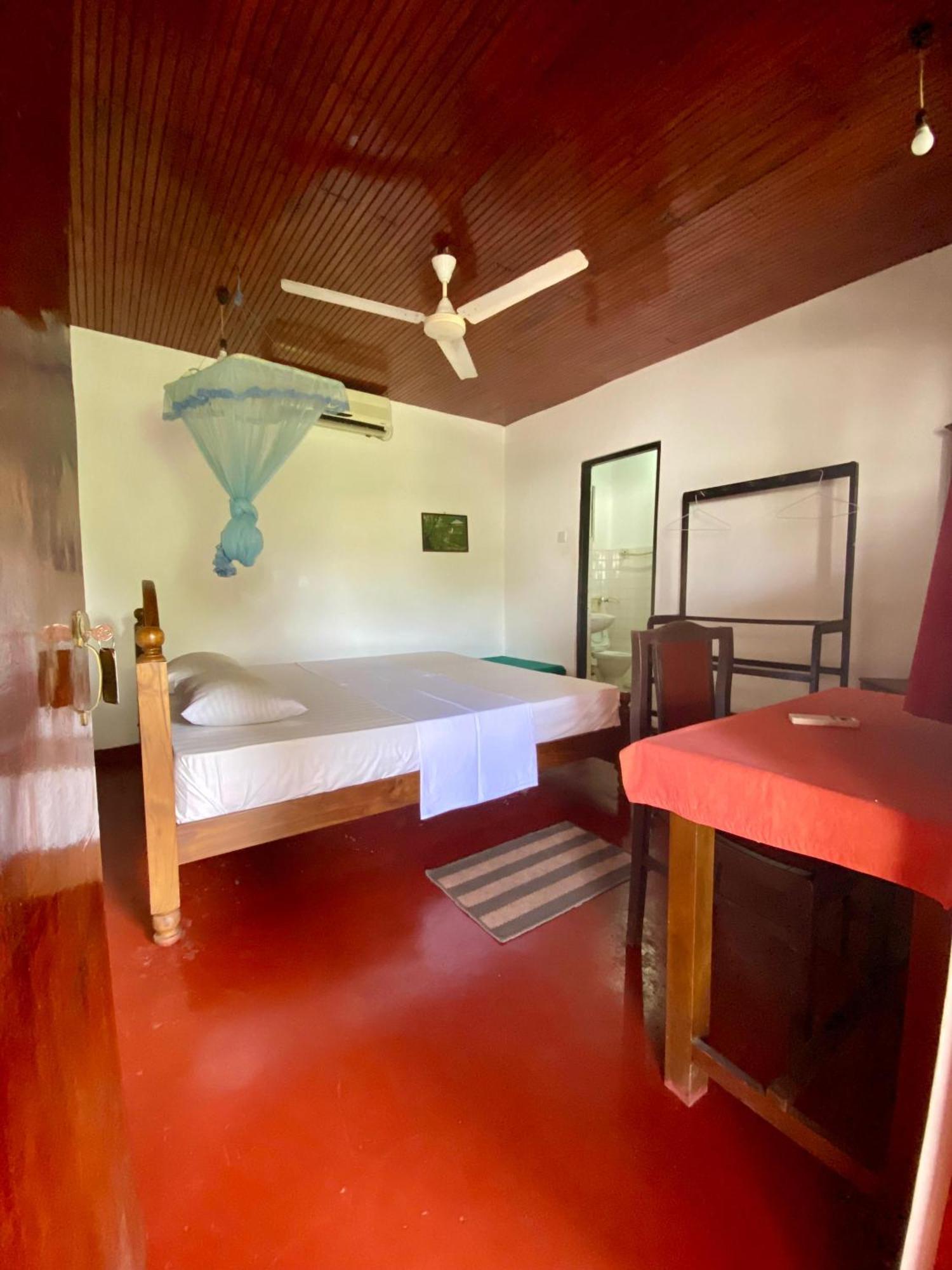 Hotel Tk Green Garden Matara Exterior foto
